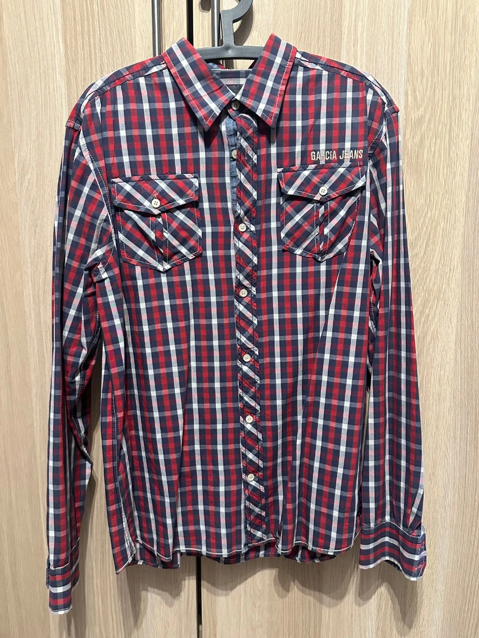 Chemise à manches longues Garcia Jeans à carreaux rouge/bleu/blanc – Regular Fit